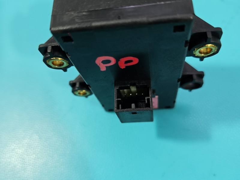 Перемикач кнопка Audi A8 D3 4E0959766B — фото деталі 9