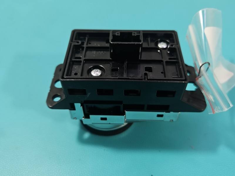 Переключатель кнопка Suzuki Vitara 75F983 — фото детали 4