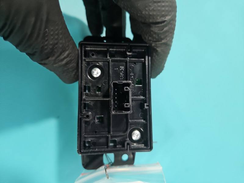 Переключатель кнопка Suzuki Vitara 75F983 — фото детали 5