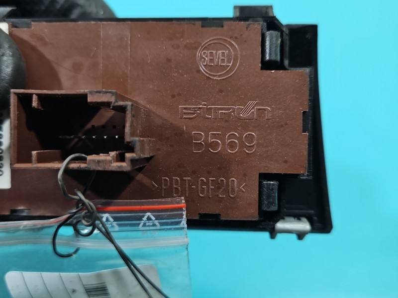 Переключатель кнопка Citroen Jumper 7355800830 — фото детали 5