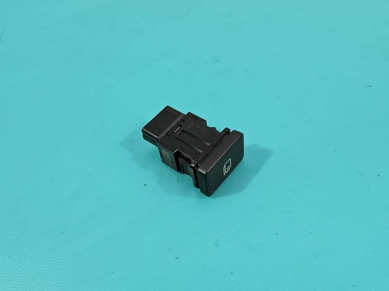 Перемикач кнопка Mitsubishi Outlander 8610A218
