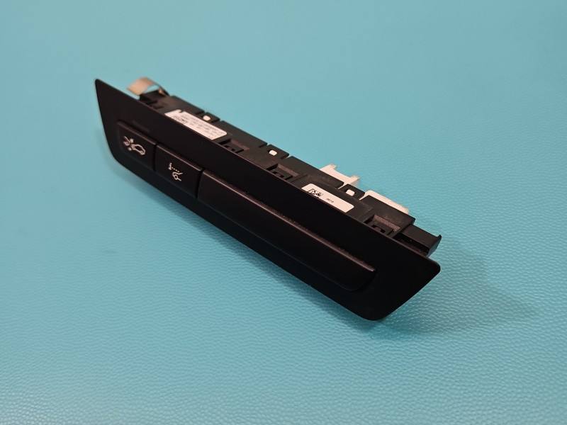 Перемикач кнопка BMW 5 F10 9220049-01