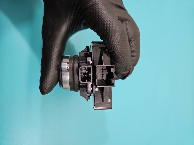 Перемикач кнопка Audi A6 C7 8K0959743C — фото деталі 6
