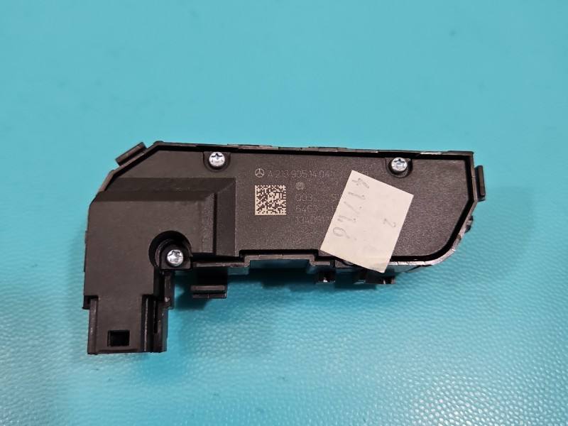 Перемикач кнопка Mercedes E W213 A2139051404 — фото деталі 3