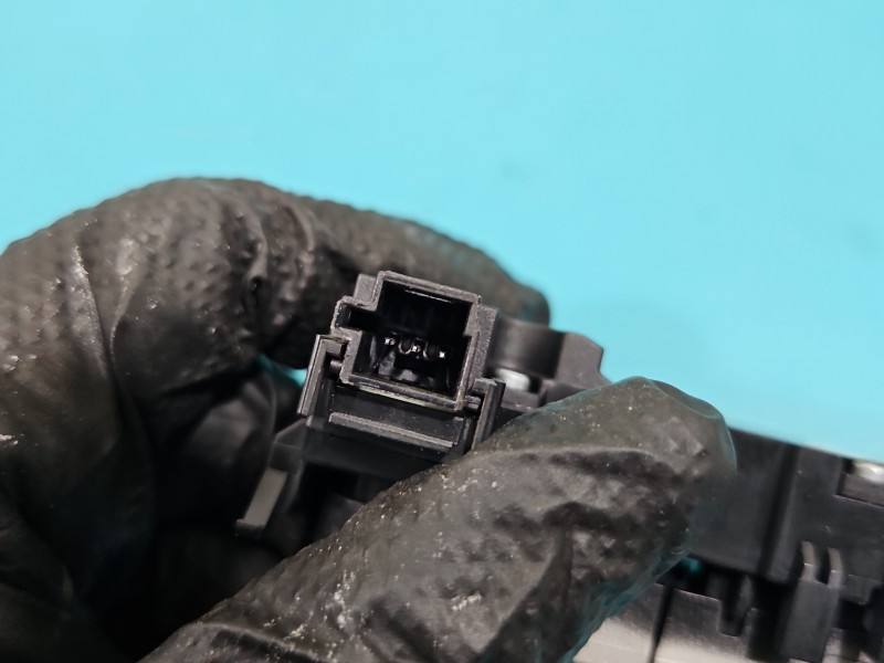 Перемикач кнопка Mercedes E W213 A2139051404 — фото деталі 5