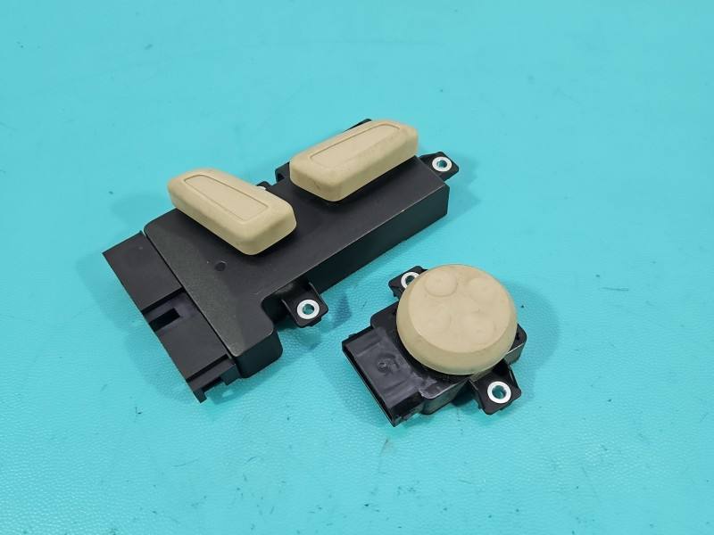 Перемикач кнопка Audi Q5 8K0959748