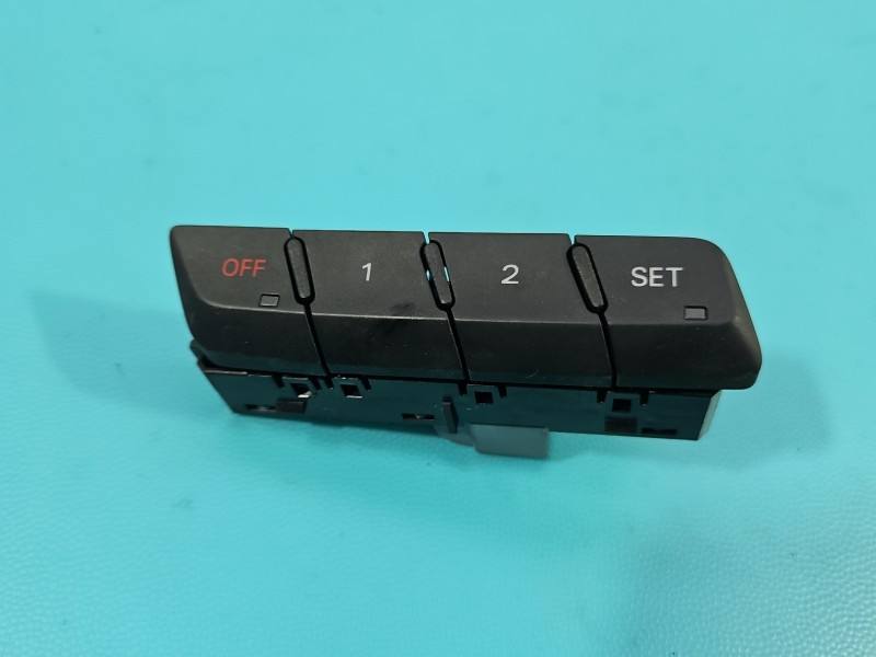 Перемикач кнопка Audi Q5 8R0959769A