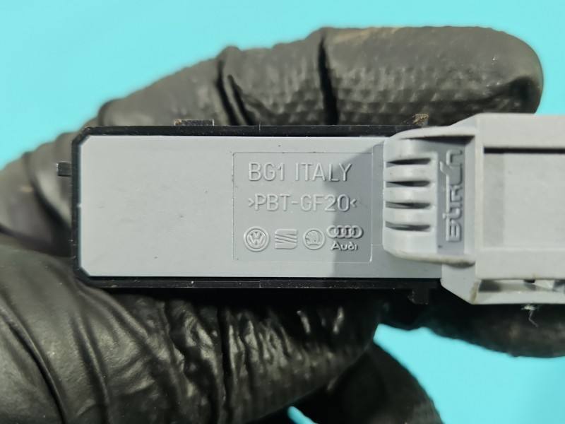 Перемикач кнопка Audi Q5 8R0959769A — фото деталі 7