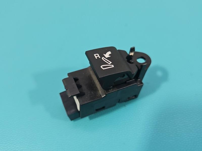 Перемикач кнопка Land Rover Discovery FK72-14B704-AA