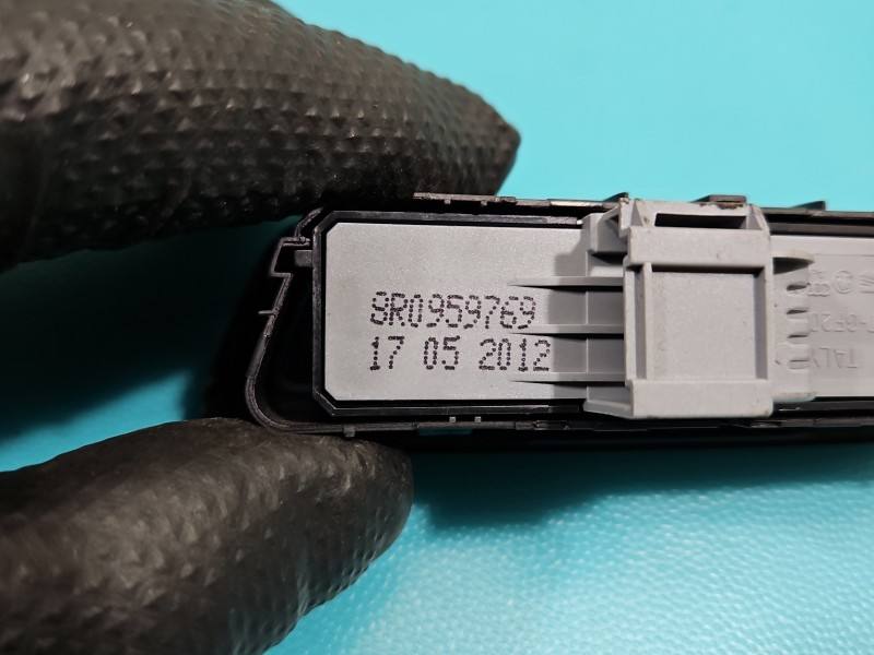 Перемикач кнопка Audi Q5 8R0959769 — фото деталі 5