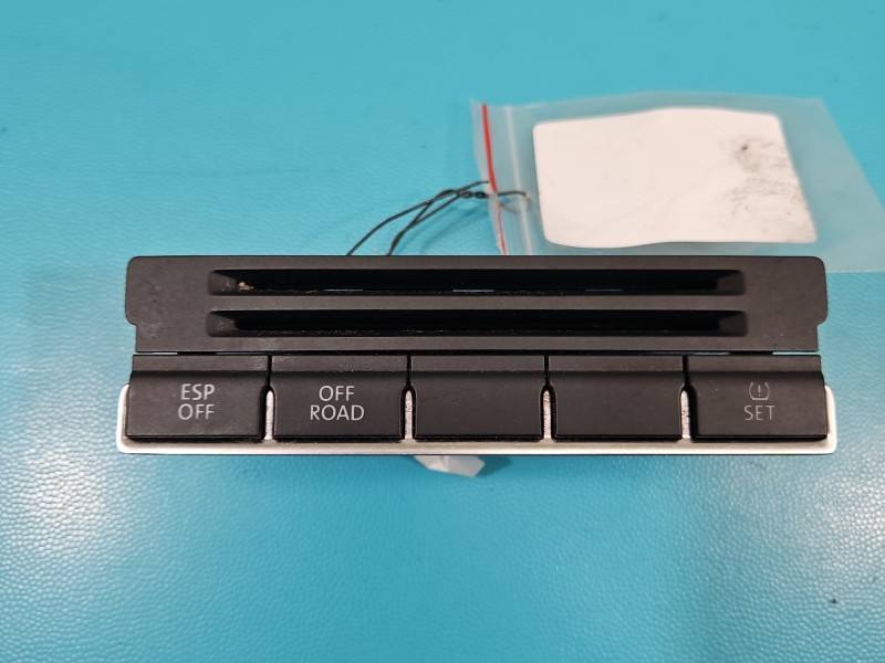 Перемикач кнопка Volkswagen Tiguan 5N1927132M