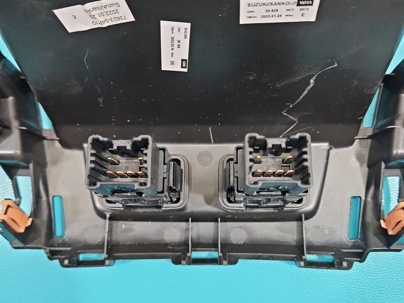 Переключатель кнопка Suzuki Vitara 73823-54P10 — фото детали 5