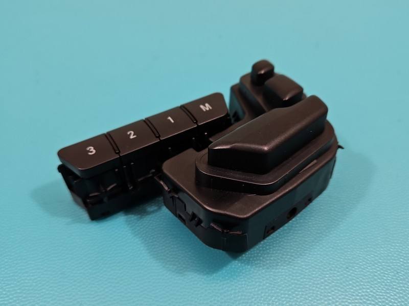 Перемикач кнопка Mercedes CLS C218 A2128700558