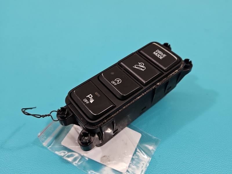 Перемикач кнопка Hyundai Tucson 93300-D7710