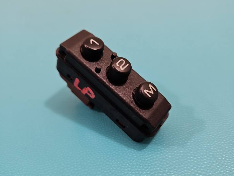 Переключатель кнопка Citroen C4 26381