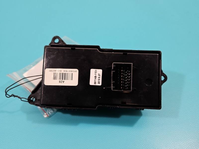 Перемикач кнопка Hyundai I30 39Y1AB-1100 — фото деталі 3