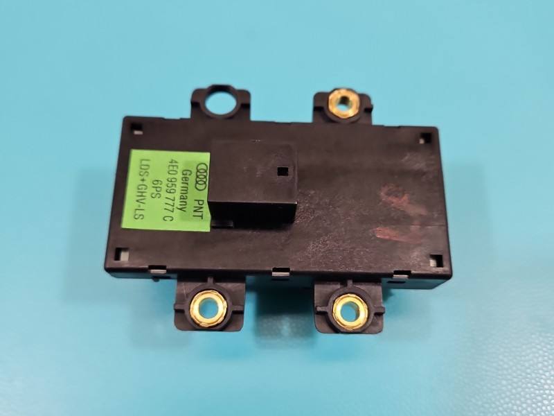 Перемикач кнопка Audi A8 D3 4E0959777C — фото деталі 7
