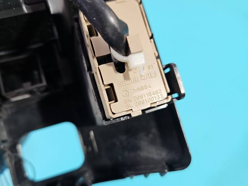 Перемикач кнопка Subaru Forester 299116462 — фото деталі 6