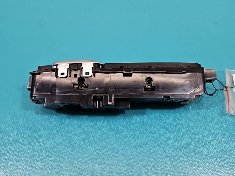 Перемикач кнопка BMW X3 G01 10336126-00 — фото деталі 3