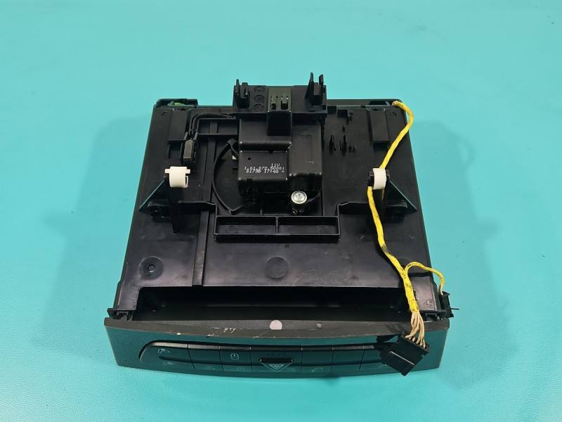 Перемикач кнопка Mercedes CLS C219 A2116800552 — фото деталі 8
