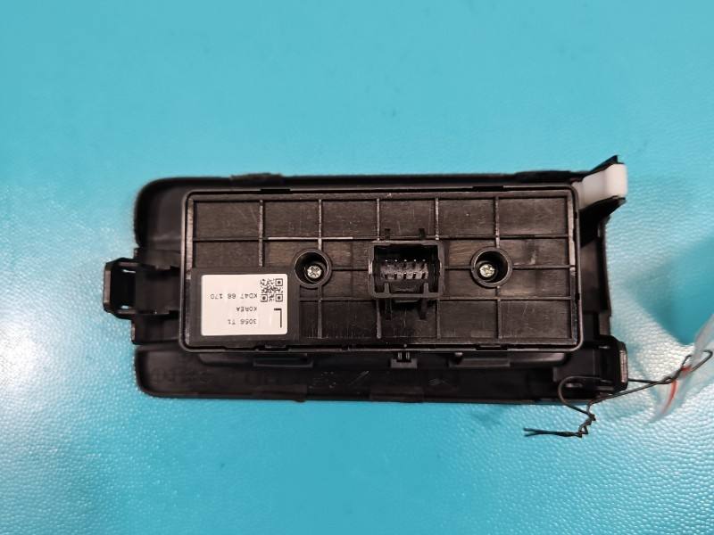 Перемикач кнопка Mazda CX-5 KD4766170 — фото деталі 4