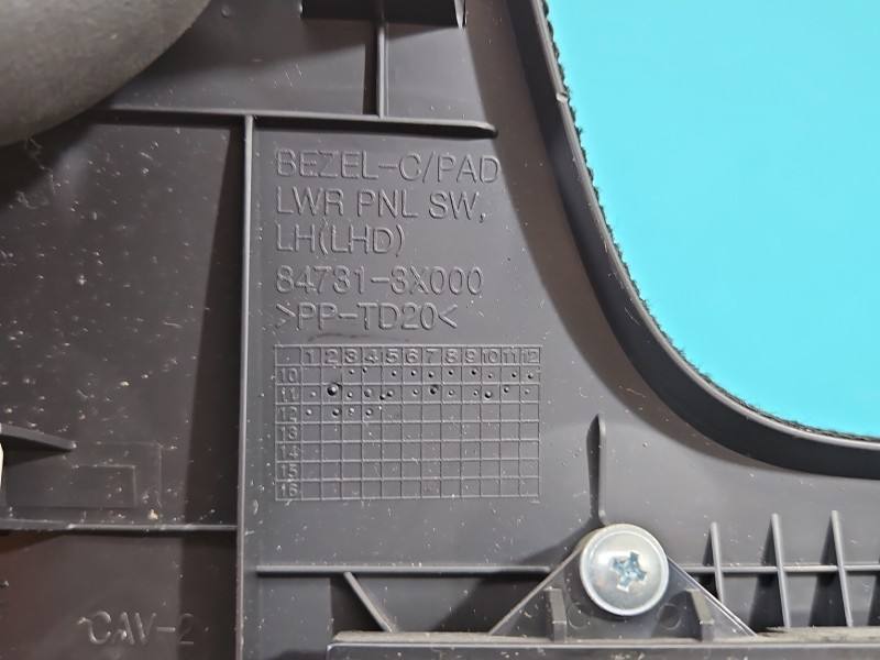Перемикач кнопка Hyundai Elantra 847313X000 — фото деталі 5