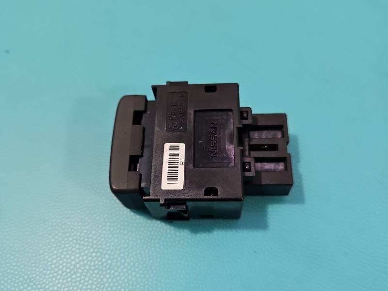 Переключатель кнопка Nissan Juke 9882 — фото детали 3