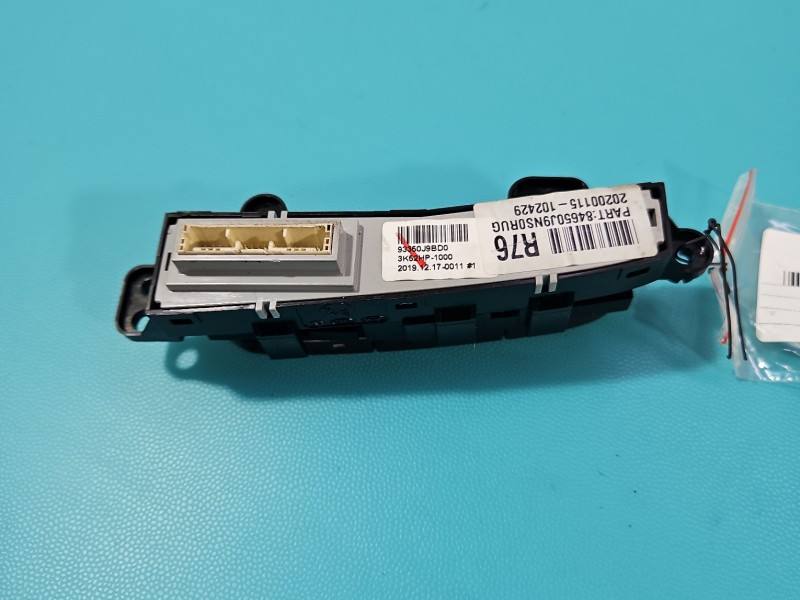 Перемикач кнопка Hyundai Kona 93350J9BD0 — фото деталі 4