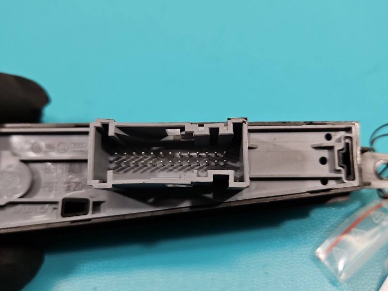 Перемикач кнопка Volkswagen Passat CC 3AB927238L — фото деталі 5