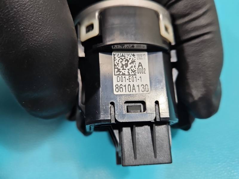 Перемикач кнопка Mitsubishi ASX 8610A130 — фото деталі 4