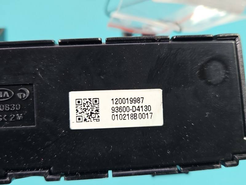 Переключатель кнопка Kia Optima 84605-D4710BYF — фото детали 6