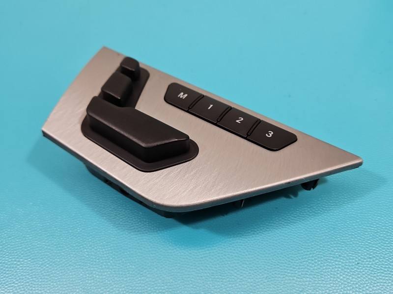 Переключатель кнопка Mercedes E C207 A2128700610