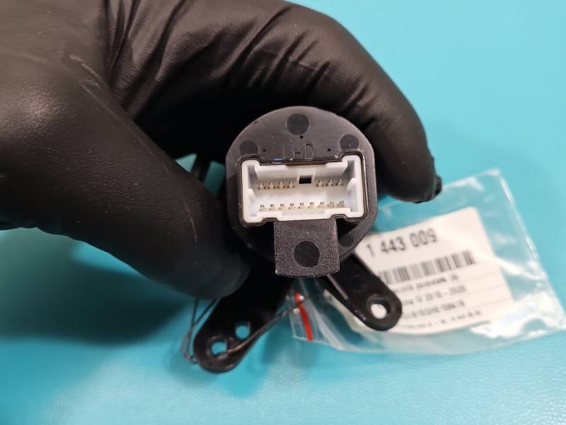 Перемикач кнопка Kia Optima A2C95438500 — фото деталі 5