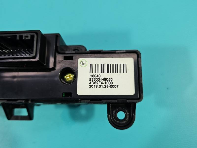Переключатель кнопка Kia Rio 93300-H8040 — фото детали 5
