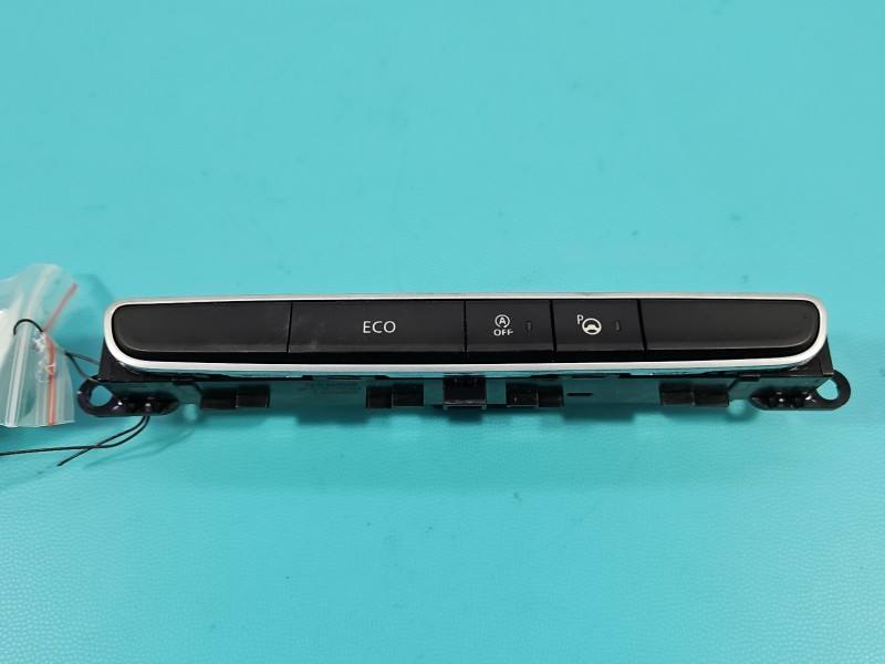 Перемикач кнопка Renault Megane 4 E1099879-C