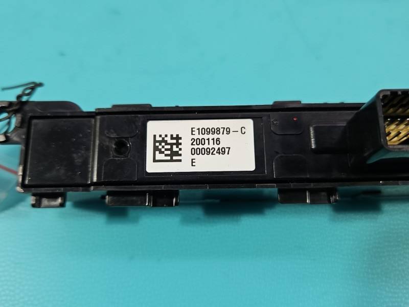 Перемикач кнопка Renault Megane 4 E1099879-C — фото деталі 5