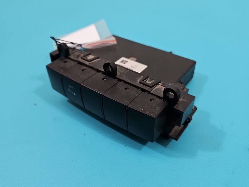 Перемикач кнопка Mercedes B W245 1698702110 — фото деталі 3