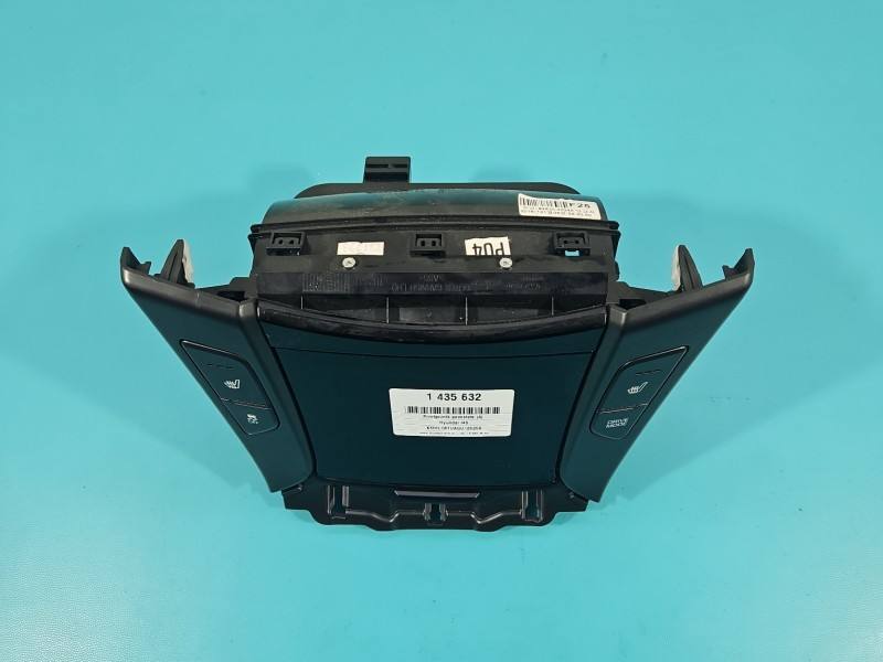Переключатель кнопка Hyundai I40 84630-3Z345 — фото детали 3