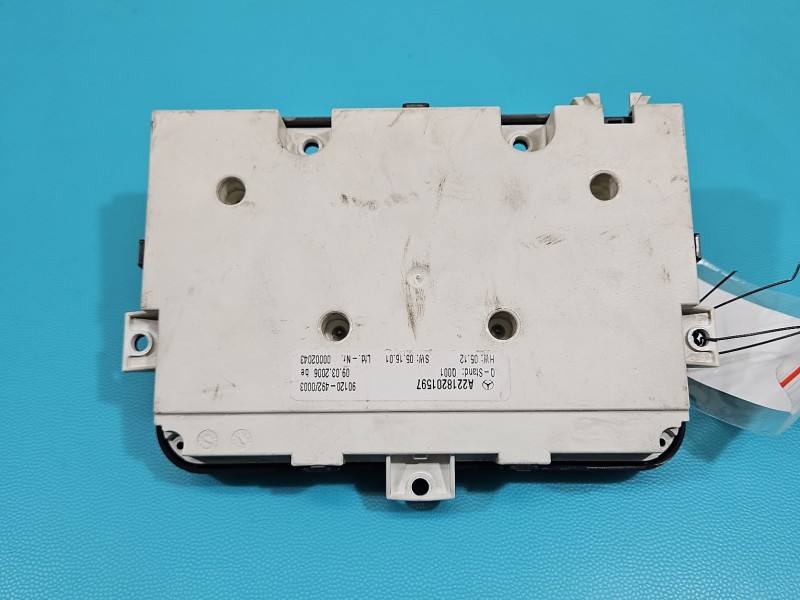 Перемикач кнопка Mercedes S W221 A2218201597 — фото деталі 3