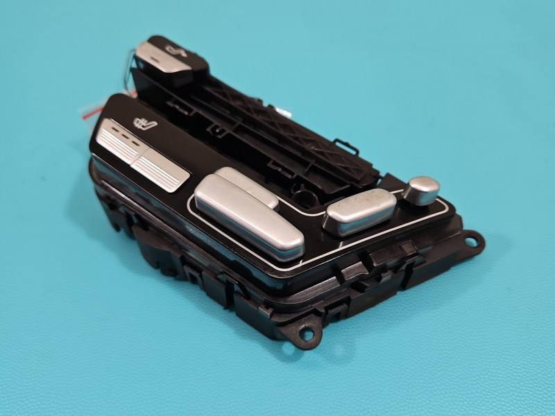 Переключатель кнопка Mercedes S W221 A2218708551