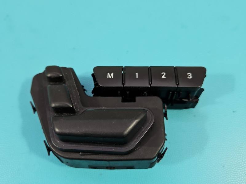 Переключатель кнопка Mercedes B W246 A1669053900