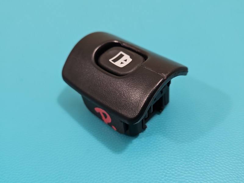 Переключатель кнопка Dodge Caravan 28118975