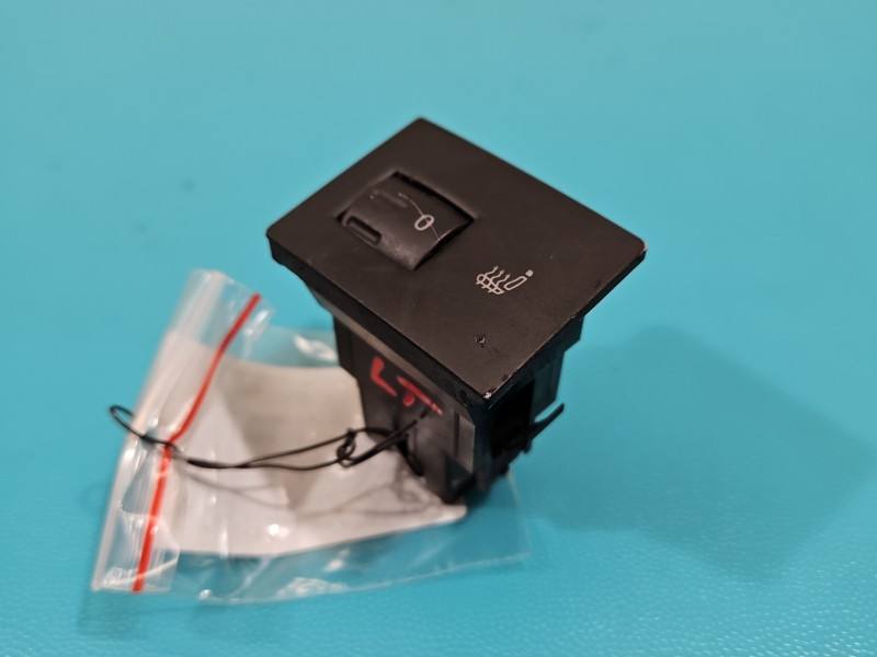 Переключатель кнопка Volkswagen Touareg 7L963569B