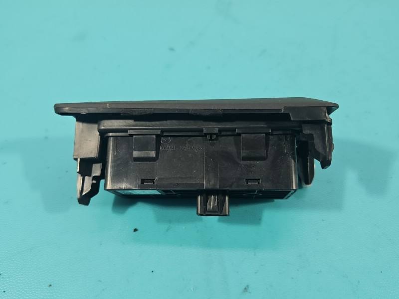 Перемикач кнопка Mazda CX-5 KD7766170 — фото деталі 3