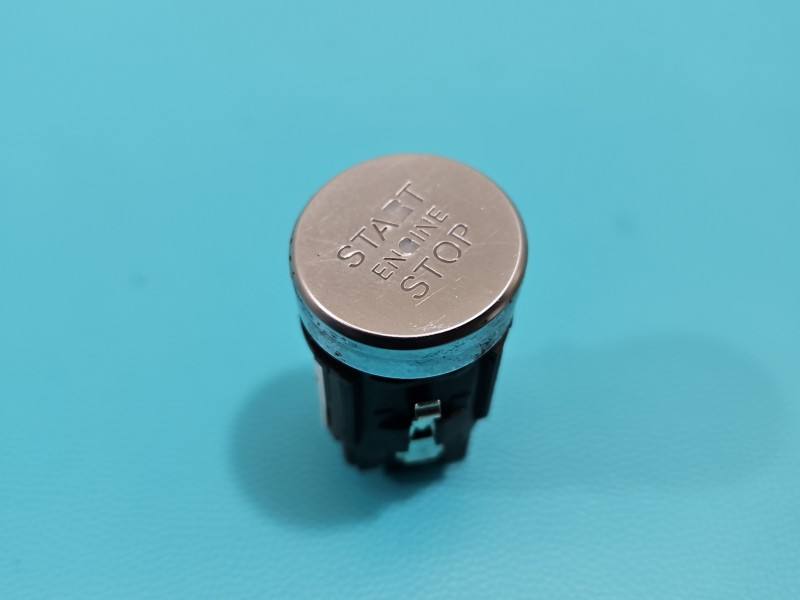 Перемикач кнопка Audi Q5 8K0905217A