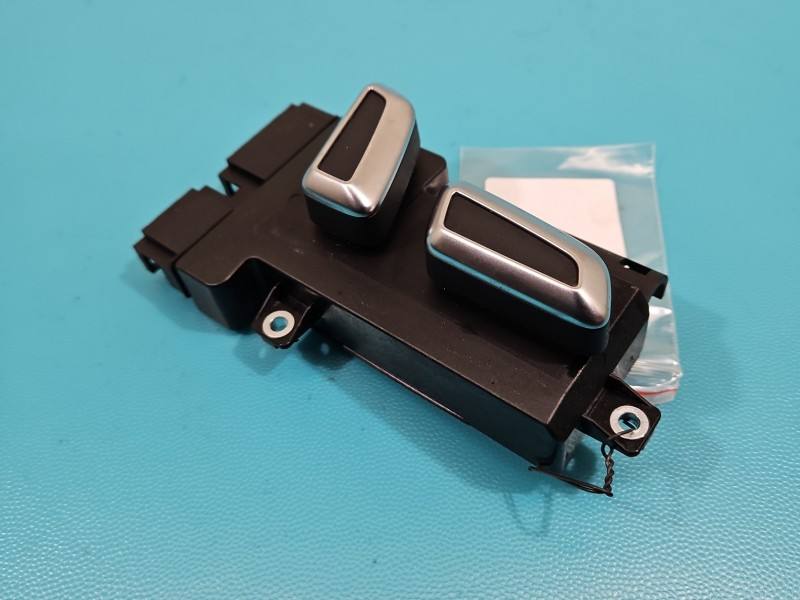 Переключатель кнопка Audi Q5 8K0959748C