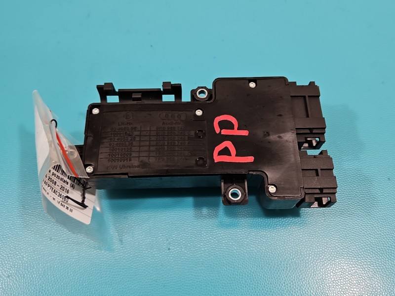 Переключатель кнопка Audi Q5 8K0959748C — фото детали 3