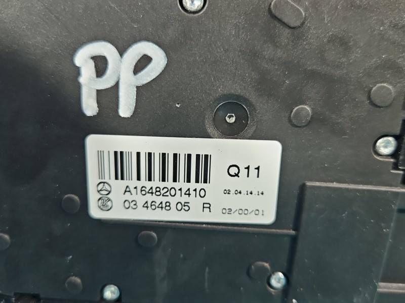Переключатель кнопка Tesla Model S A1648201410 — фото детали 6