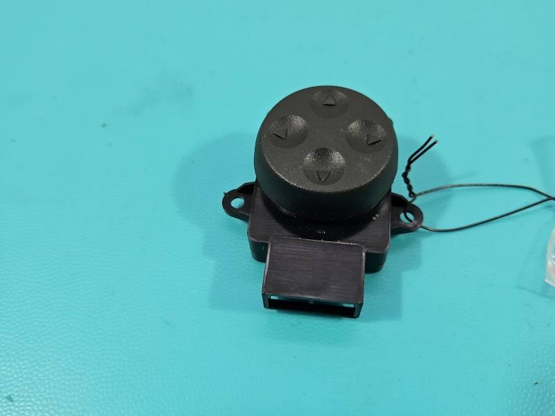 Перемикач кнопка Tesla Model S AG130872-A