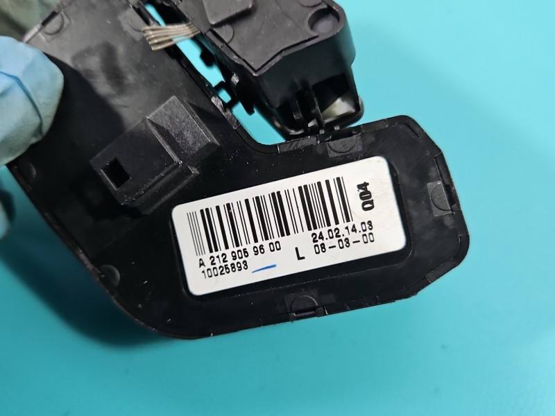 Переключатель кнопка Mercedes CLS C218 A2129059600 — фото детали 5